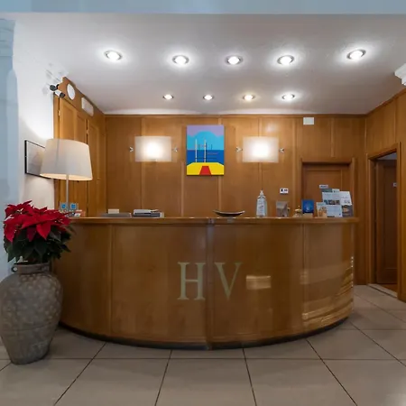 Hotiday Специя
